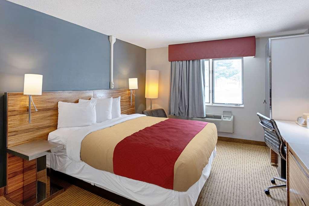 Quality Inn Frontier At Us Hwy 30 Clinton Quarto foto